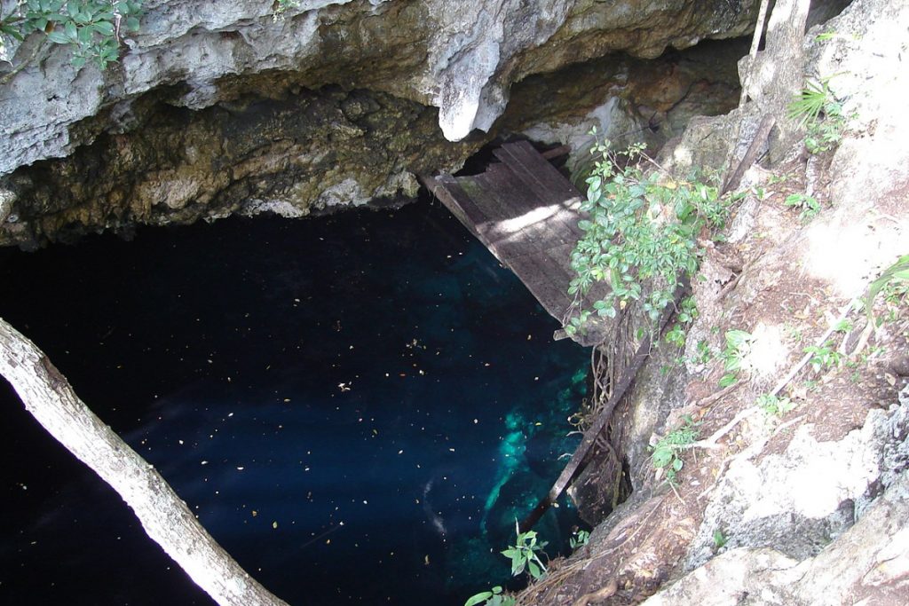 the pit cenote entrance mexico