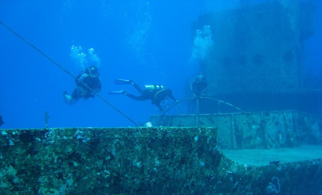 c53 wreck in cozumel, mexico